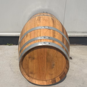 Kastanje houten portvat van 110 liter, geolied met lijnolie