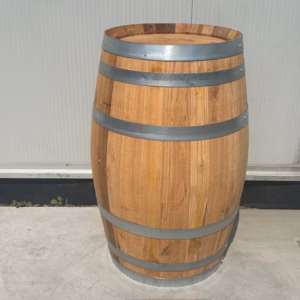Kastanje houten portvat van 110 liter, geolied met lijnolie