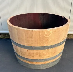 Half eikenhouten wijnvat 112 liter