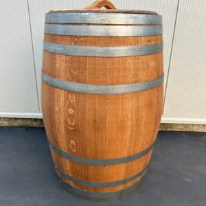 Eikenhouten wijnvat 225 liter met deksel, geolied met lijnolie