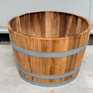 Half kastanjehouten portvat 80 liter, geolied met lijnolie