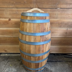 Kastanje houten SIGAARVAT 160 liter met deksel, geolied