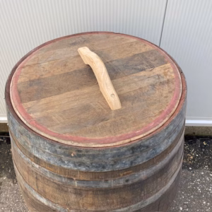 Wijnvat 225 liter old look met los deksel