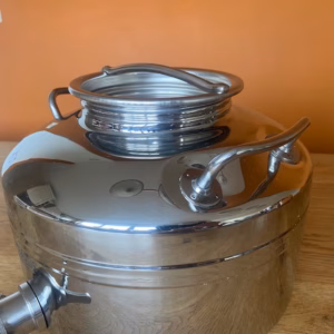 Honingvat RVS 10 liter met snijkraan merk Sansone