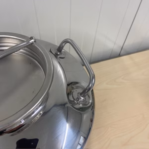 Honingvat RVS 15 liter met snijkraan merk Sansone