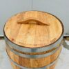 Kastanje houten wijnvat 225 liter met deksel, geolied met lijnolie