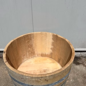 Half eikenhouten wijnvat 300 liter