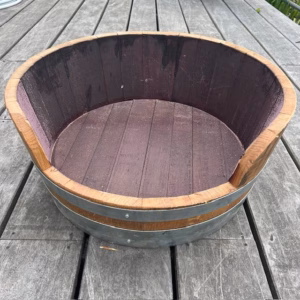 Wijnvat hondenmand laag model