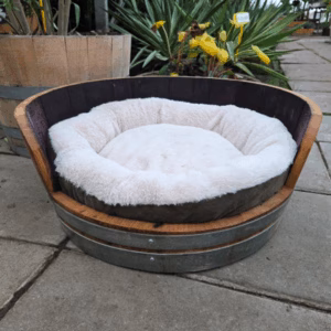 Hondenkussen voor in wijnvat Hugs Mocha 61 * 61 * 13 cm