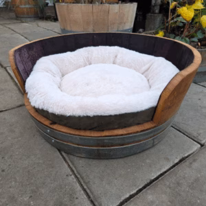 Hondenkussen voor in wijnvat Hugs Mocha 61 * 61 * 13 cm