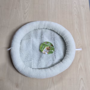 Kussen imitatie schapenwol 48 * 38 * 8 cm